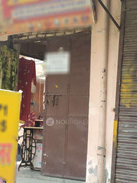 Shop in Sector 20,, Delhi for Rent 