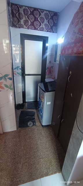 1 RK Flat For Sale  In Mulund West