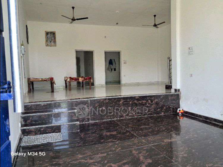 Retail  Property in Ch8r+6q6, Salempur Gurjar, Aminaabad Urf Nyana, Uttar Pradesh 203202, India, Greater Noida for Rent 