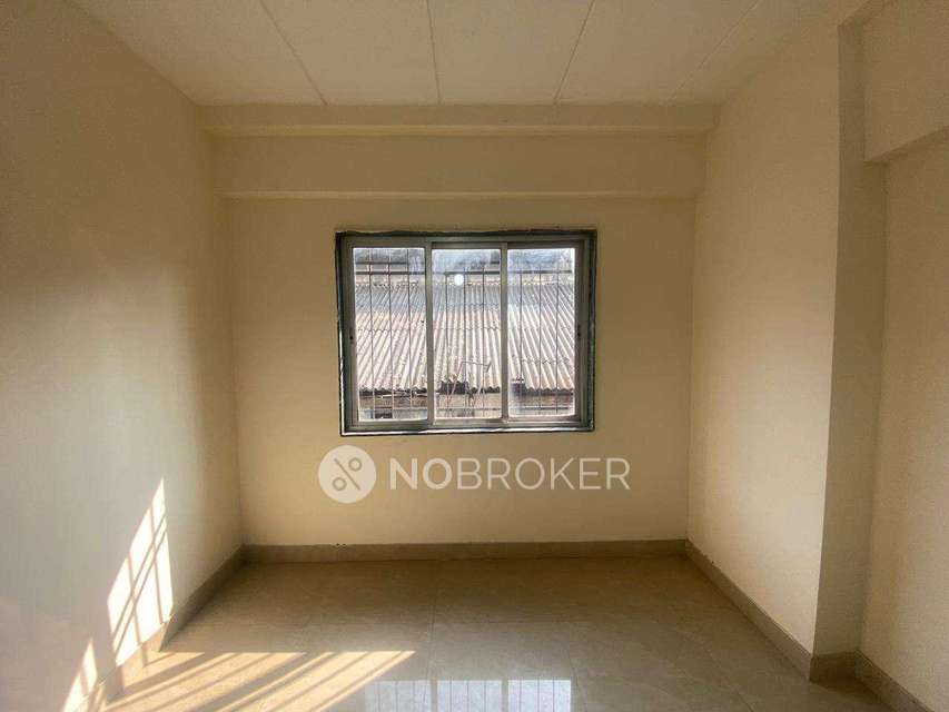 1 BHK Flat In Shree Yasho Mangal Chs, Badami Bohari Chawl, L B For Sale  In Parel