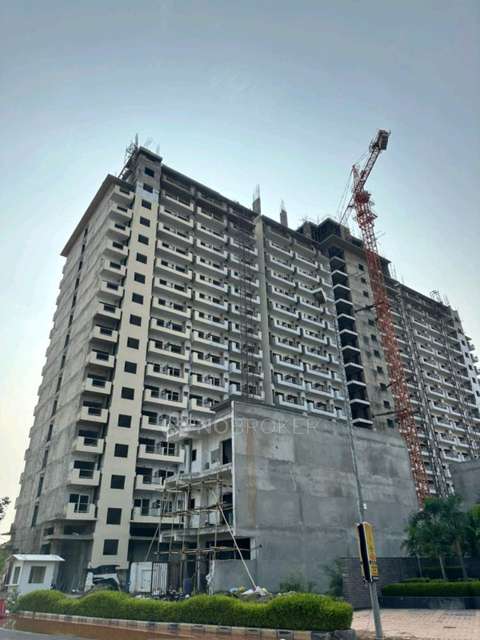 Retail in Gaur Aero Suites, Greater_noida for sale