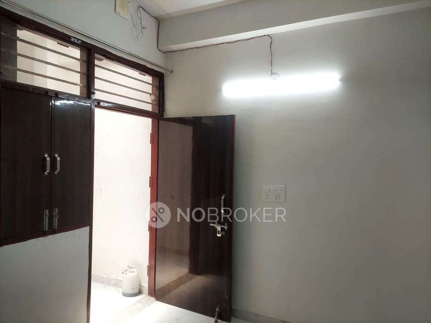 1 RK Flat for Rent  In Sector 87