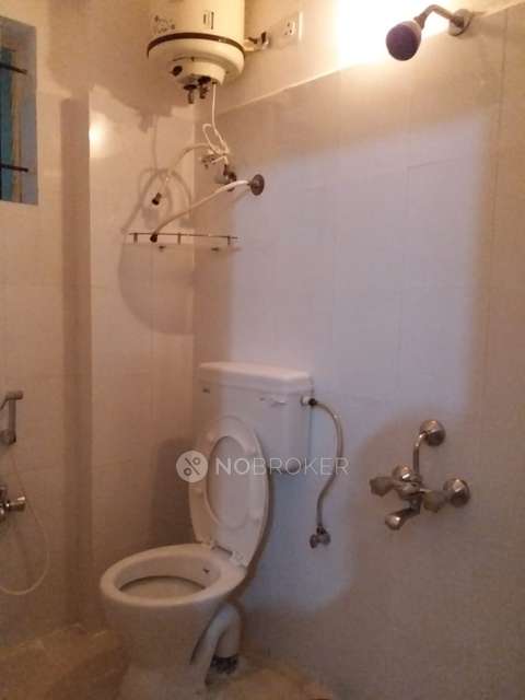 2 BHK Flat In Mahaveer Lakes Apartment For Sale  In Green View Layout,mailasandra