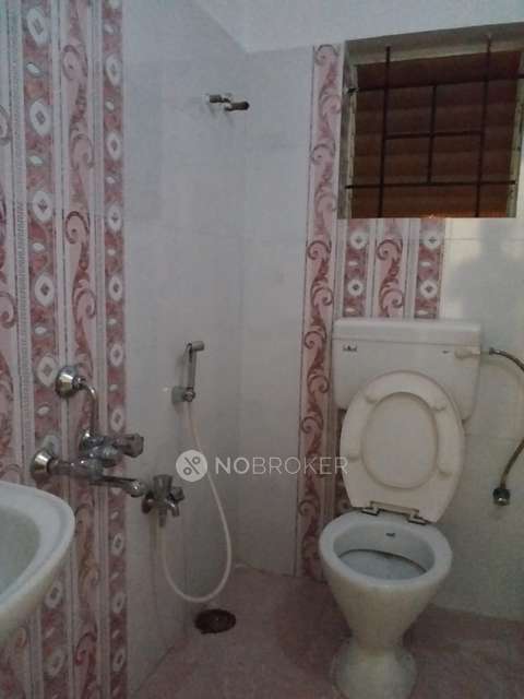 2 BHK Flat In Mahaveer Lakes Apartment For Sale  In Green View Layout,mailasandra