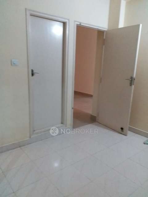 2 BHK Flat In Mahaveer Lakes Apartment For Sale  In Green View Layout,mailasandra