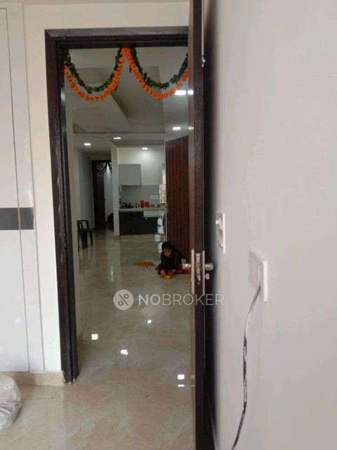 3 BHK Flat In Swastik Apartment For Sale  In Chhatarpur