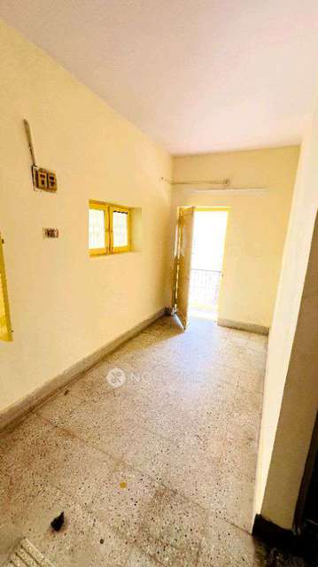 4+ BHK Flat In Standalone Building  For Sale  In Yelahanka
