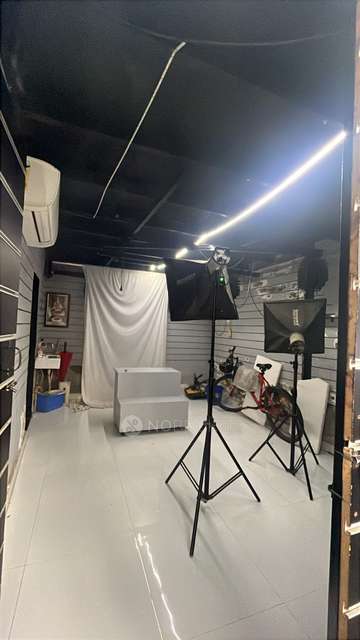 Godown/Warehouse in Ghatkopar West, Mumbai for Rent 