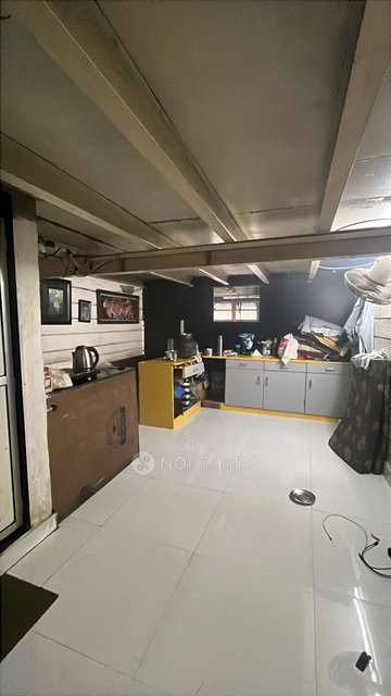 Godown/Warehouse in Ghatkopar West, Mumbai for Rent 