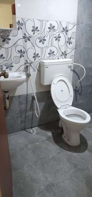 2 BHK Flat In Chikka Banaswadi, Banaswadi For Sale  In Banaswadi