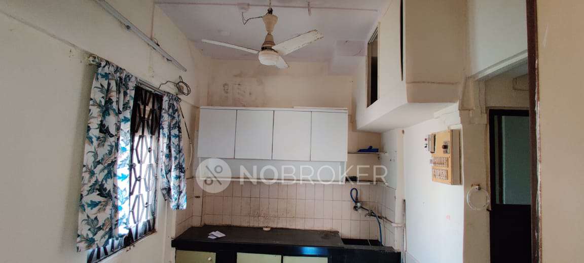 1 RK Flat In Versova Sameer Chs For Sale  In Andheri West