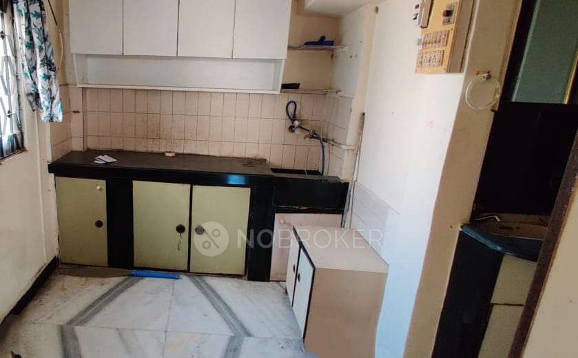 1 RK Flat In Versova Sameer Chs For Sale  In Andheri West