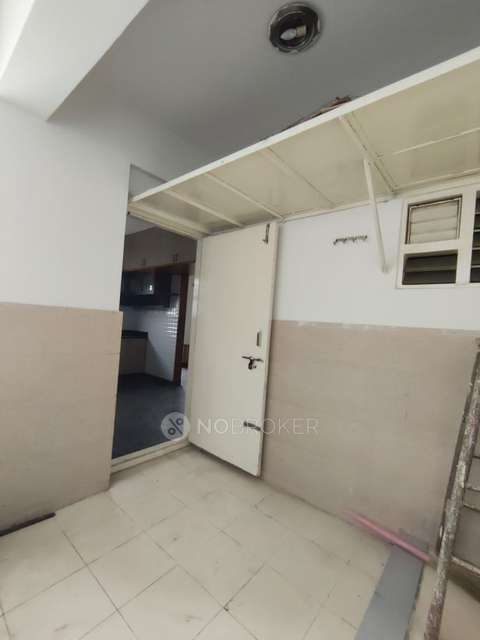 3 BHK Flat In Sv Lake View, For Sale  In Vasanthapura Main Road