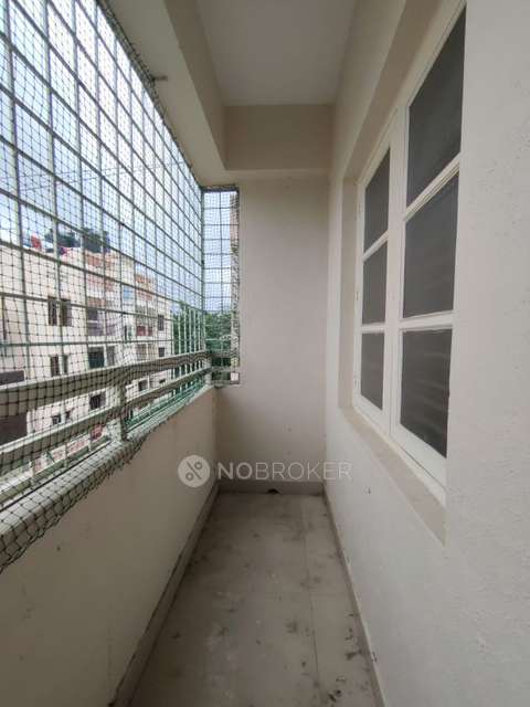 3 BHK Flat In Sv Lake View, For Sale  In Vasanthapura Main Road