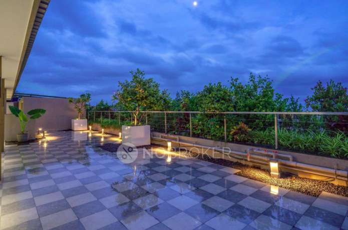 4 BHK Flat In Tej Ameet For Sale  In Model Colony