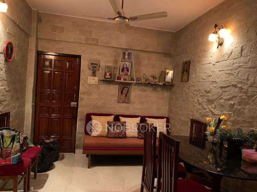 1 BHK Flat In Reputed Embassy Apartment, Andheri West For Sale  In Embassy Apartment