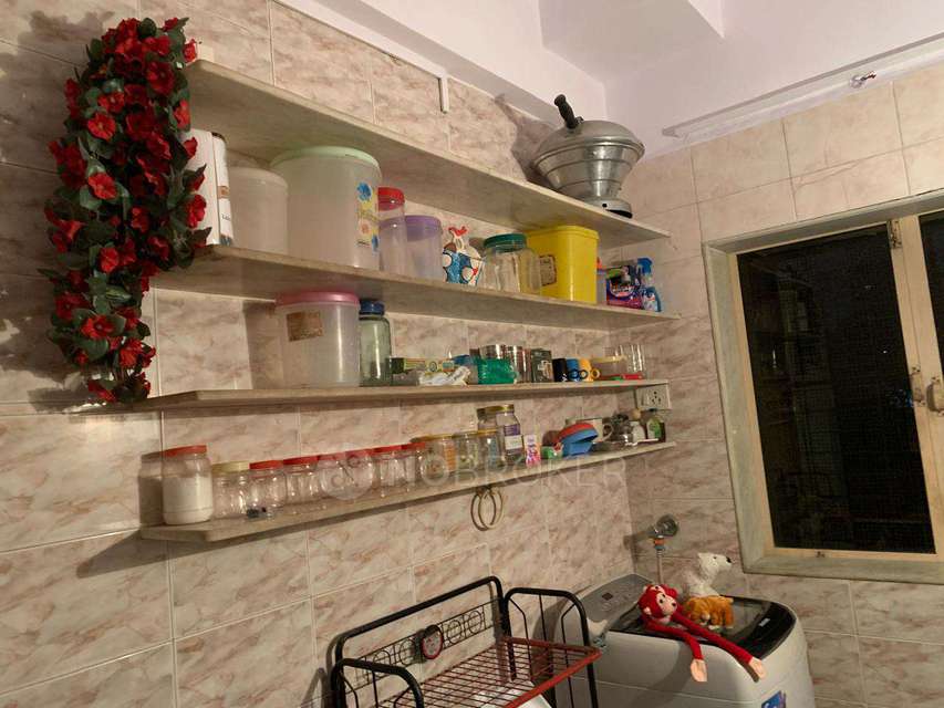 1 BHK Flat In Reputed Embassy Apartment, Andheri West For Sale  In Embassy Apartment