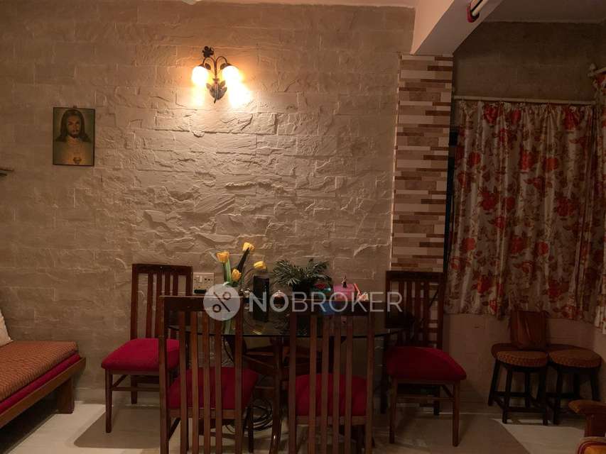 1 BHK Flat In Reputed Embassy Apartment, Andheri West For Sale  In Embassy Apartment