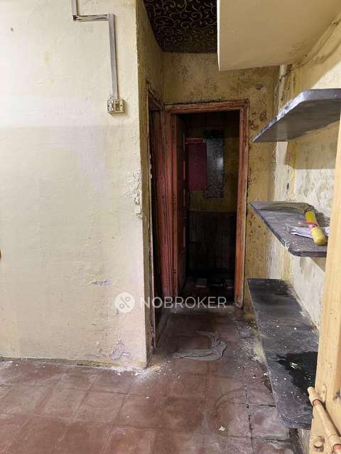 1 RK Flat In Kannamwar Nagar For Sale  In Vikhroli East