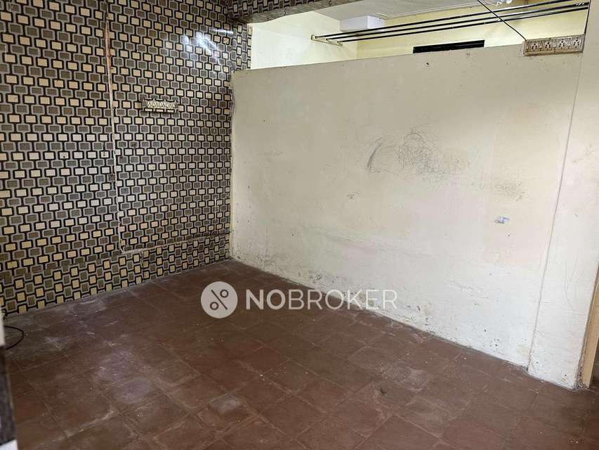 1 RK Flat In Kannamwar Nagar For Sale  In Vikhroli East