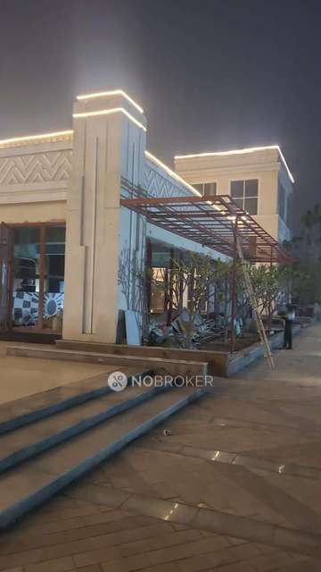 Shop in Sector 132, Noida for sale 