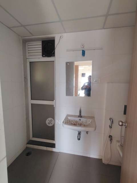 2 BHK Flat In Godrej Emerald For Sale  In Thane West