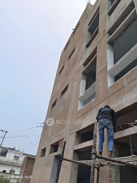 Industrial Building in Surajpur Site V, Greater Noida for Rent 