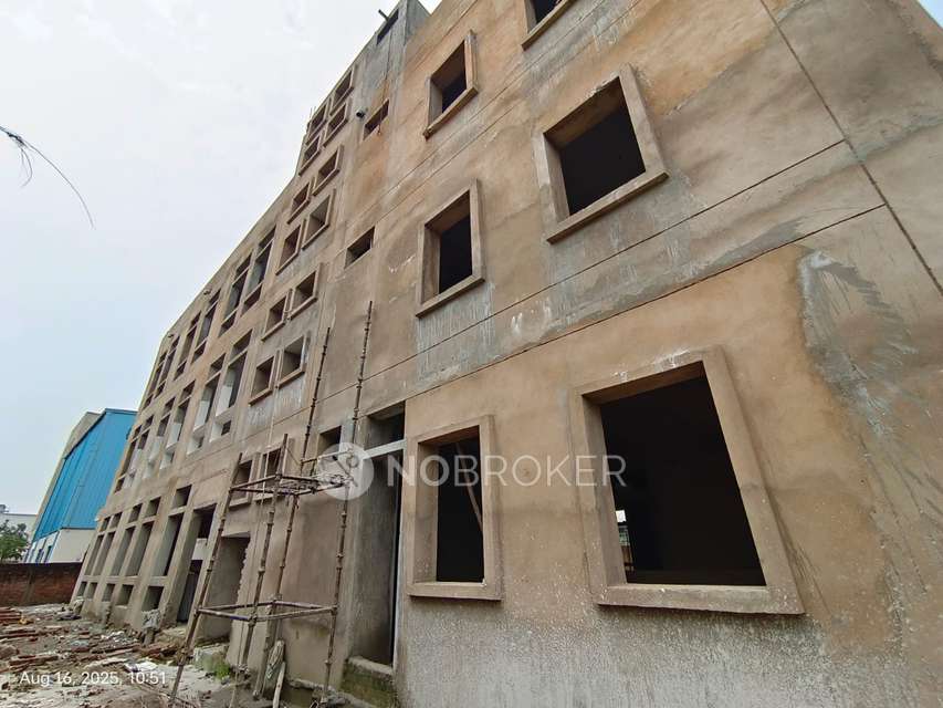 Industrial Building in Surajpur Site V, Greater Noida for Rent 