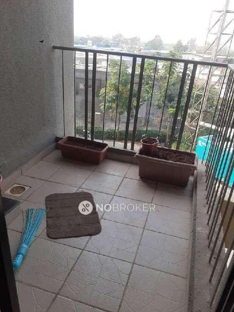 2 BHK Flat In Pride World City Long Island For Sale  In Charholi Budruk