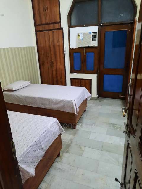 PG for Anyone in Pitampura