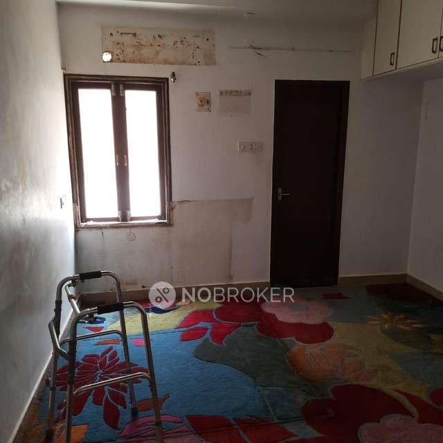 3 BHK Flat In Mohammedi Manzil Sembudoss Street  For Sale  In Mannady
