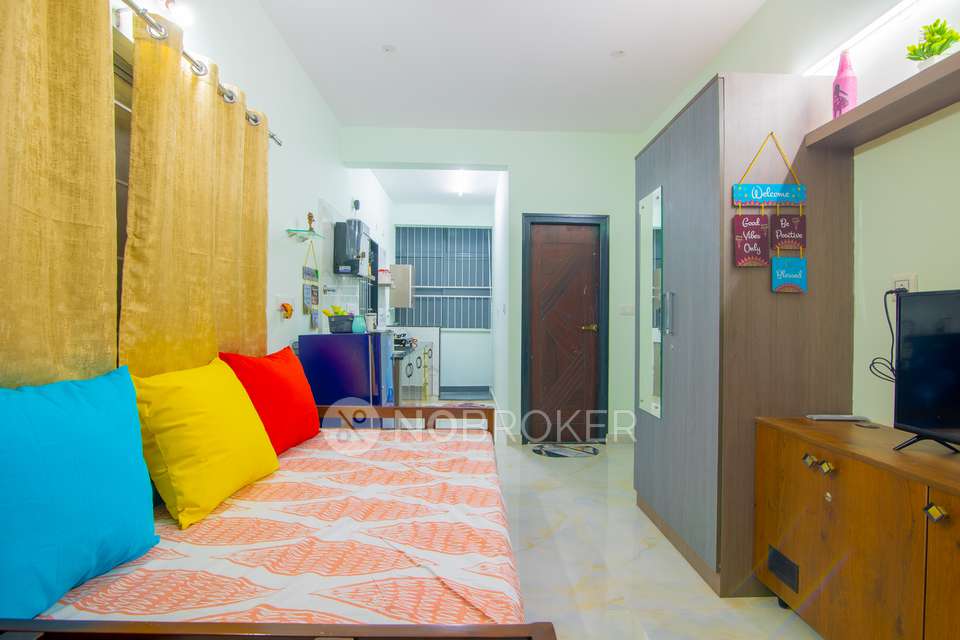 1 RK Flat In Btm Residency for Lease  In Akshayanagar