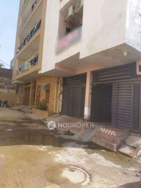 1 RK Flat for Rent  In Badshahpur