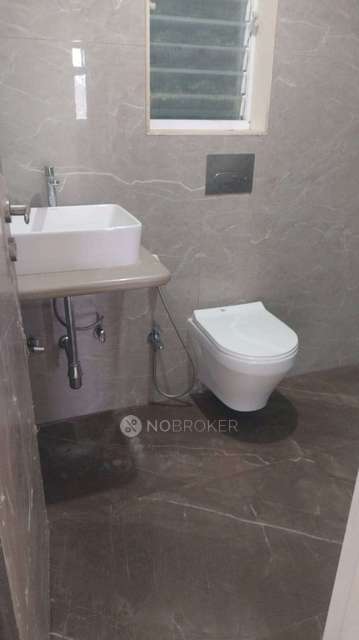 2 BHK Flat In Nandadeep For Sale  In Vile Parle East