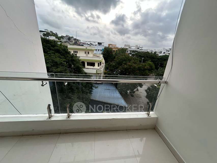 3 BHK Flat In Sarkaar Devolopers For Sale  In Banjara Hills