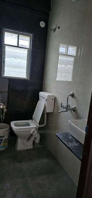 1 BHK Flat In Royal Heights for Rent  In Kharadi