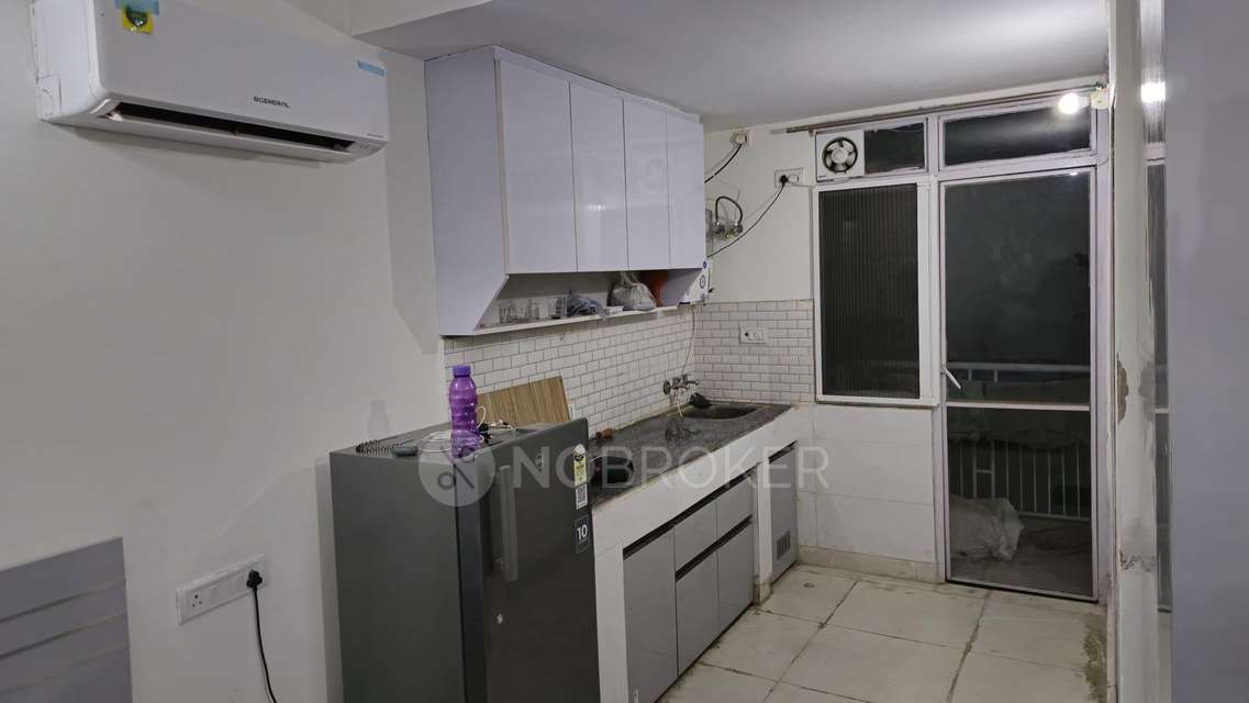 1 RK Flat In Unitech Uniworld Garden 2 For Sale  In Sector 47