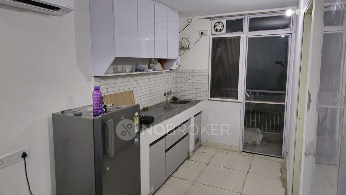 1 RK Flat In Unitech Uniworld Garden 2 For Sale  In Sector 47