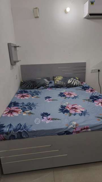 1 RK Flat In Unitech Uniworld Garden 2 For Sale  In Sector 47