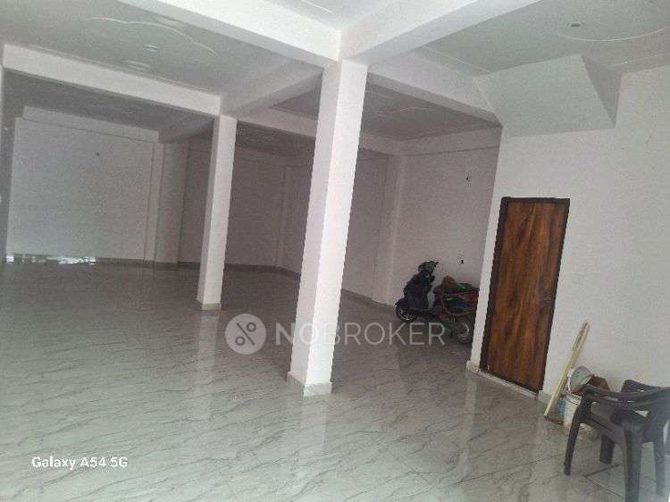 Showroom in Govindpuram, Ghaziabad for Rent 