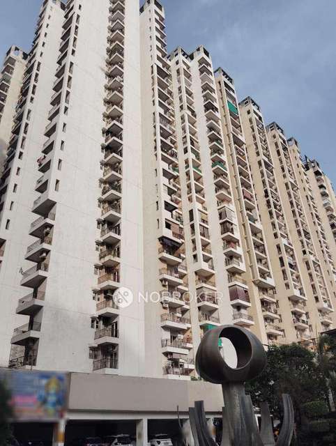 3 BHK Flat In Ajnara Le Garden For Sale  In Sector 16