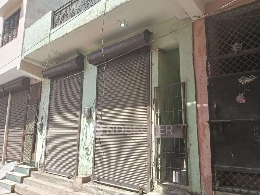 Shop in Jawaharcolony, Faridabad for Rent 