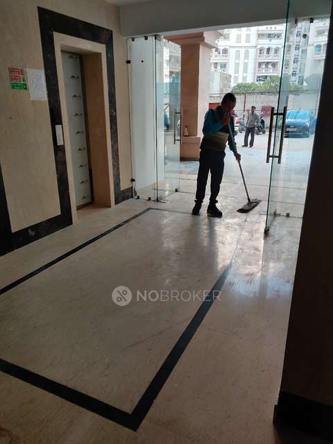 2 BHK Flat For Sale  In Ramprastha City The Edge Towers