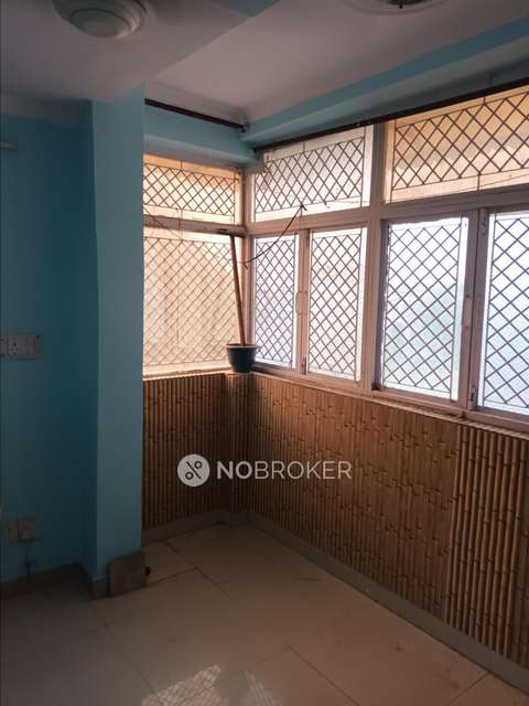 1 RK Flat In Dda Lig Flat Dwarka Sector 26 For Sale  In Bharthal