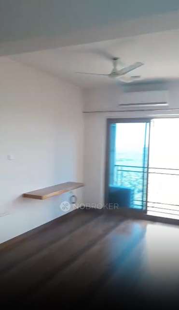 1 BHK Flat In Raheja Exotica For Sale  In Western Malad