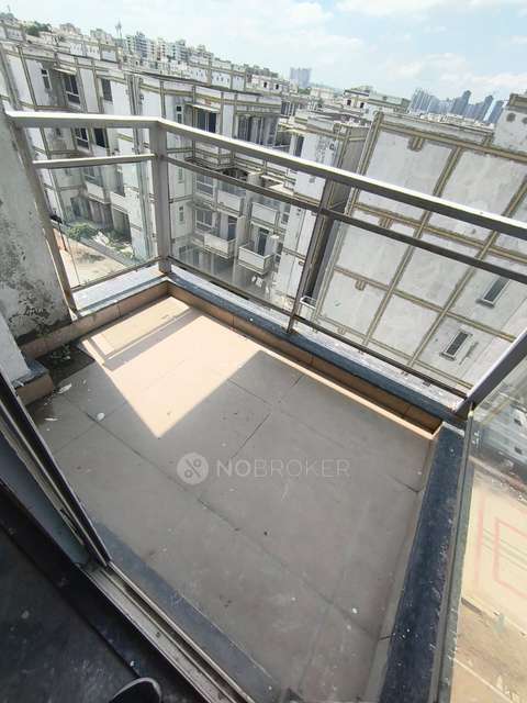 3 BHK Flat In Godrej Golf Links For Sale  In Sector 27