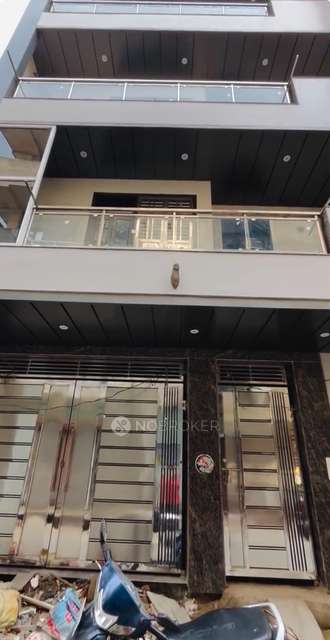 3 BHK Flat In Hardevpuri For Sale  In Shahdara