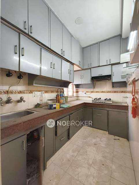 3 BHK Flat In Vaishali Apartment, Vikaspuri For Sale  In Vikaspuri Rd