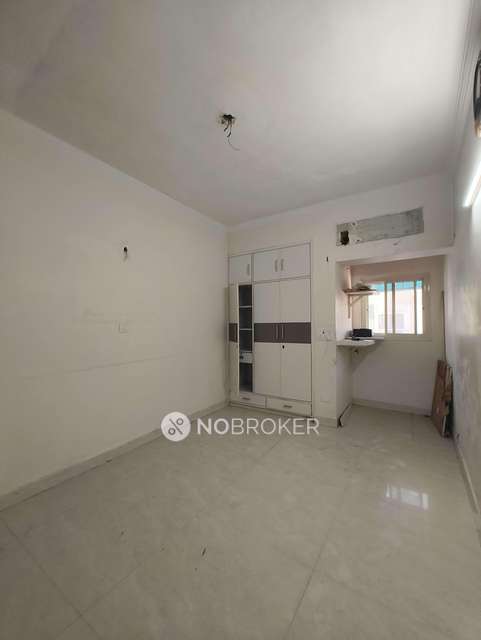3 BHK Flat In Vaishali Apartment, Vikaspuri For Sale  In Vikaspuri Rd