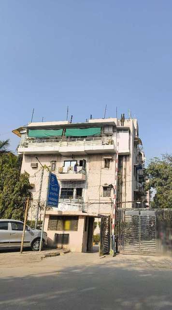3 BHK Flat In Vaishali Apartment, Vikaspuri For Sale  In Vikaspuri Rd